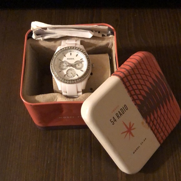 Model Fs54 54 Radio Fossil Watch 